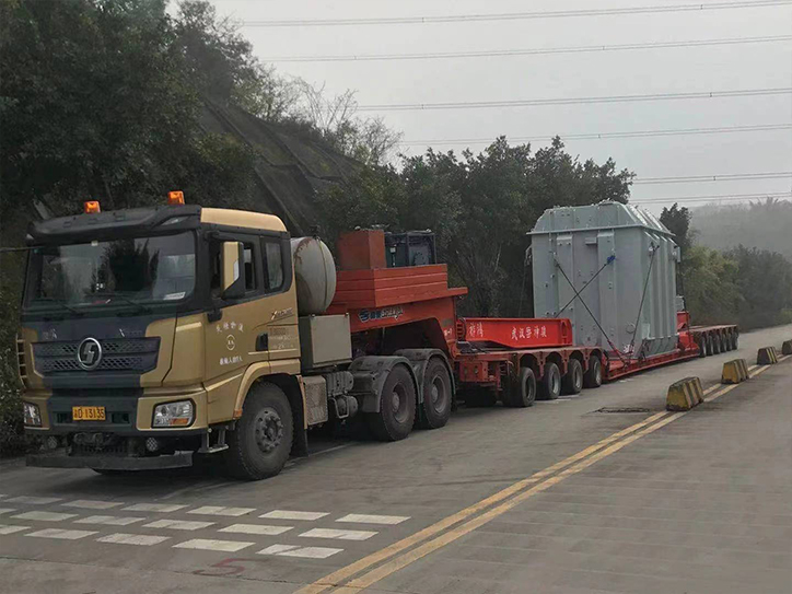 張家界超高大件設備運輸公司