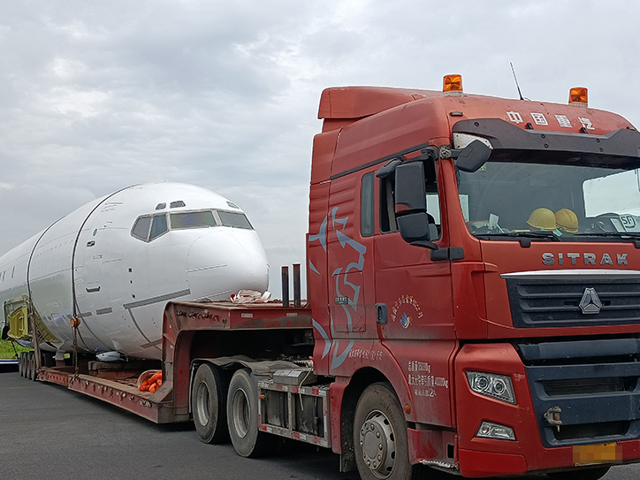 棗莊整車物流15米平板貨車